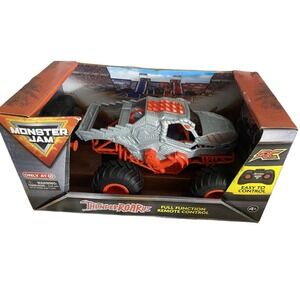 Monster Jam: Thunderoarus Exclusive - BRAND NEW